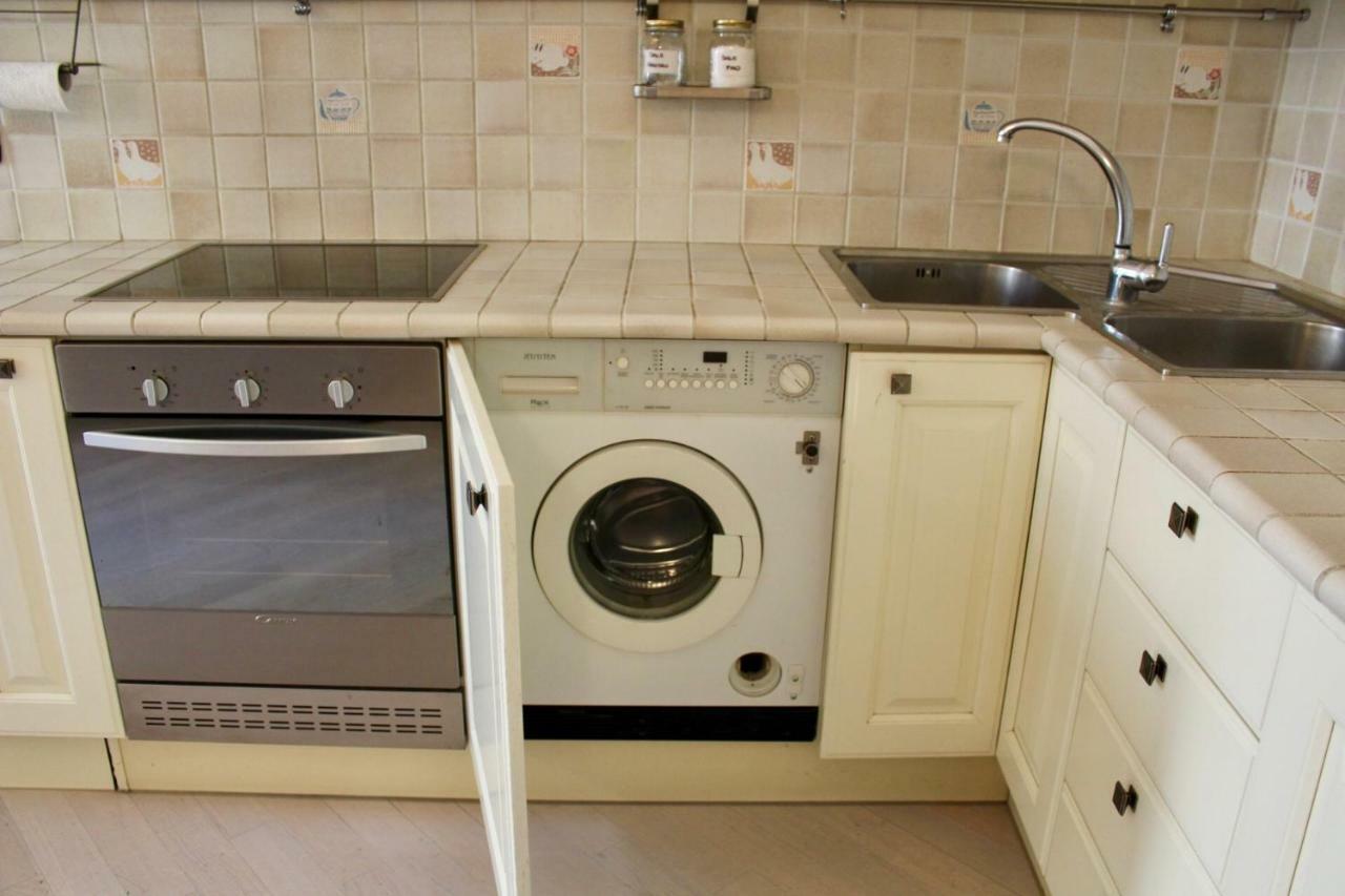 Downtown Apartment Милано Екстериор снимка